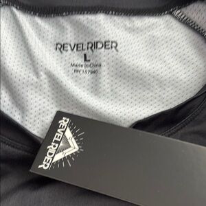 RevelRider woman’s short sleeve MTB jersey